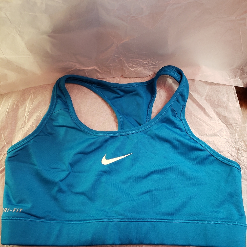 Nike sport bra large